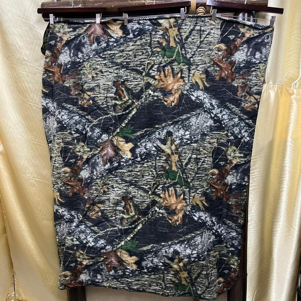 NWT Mossy Oak Goods 1pc blanket